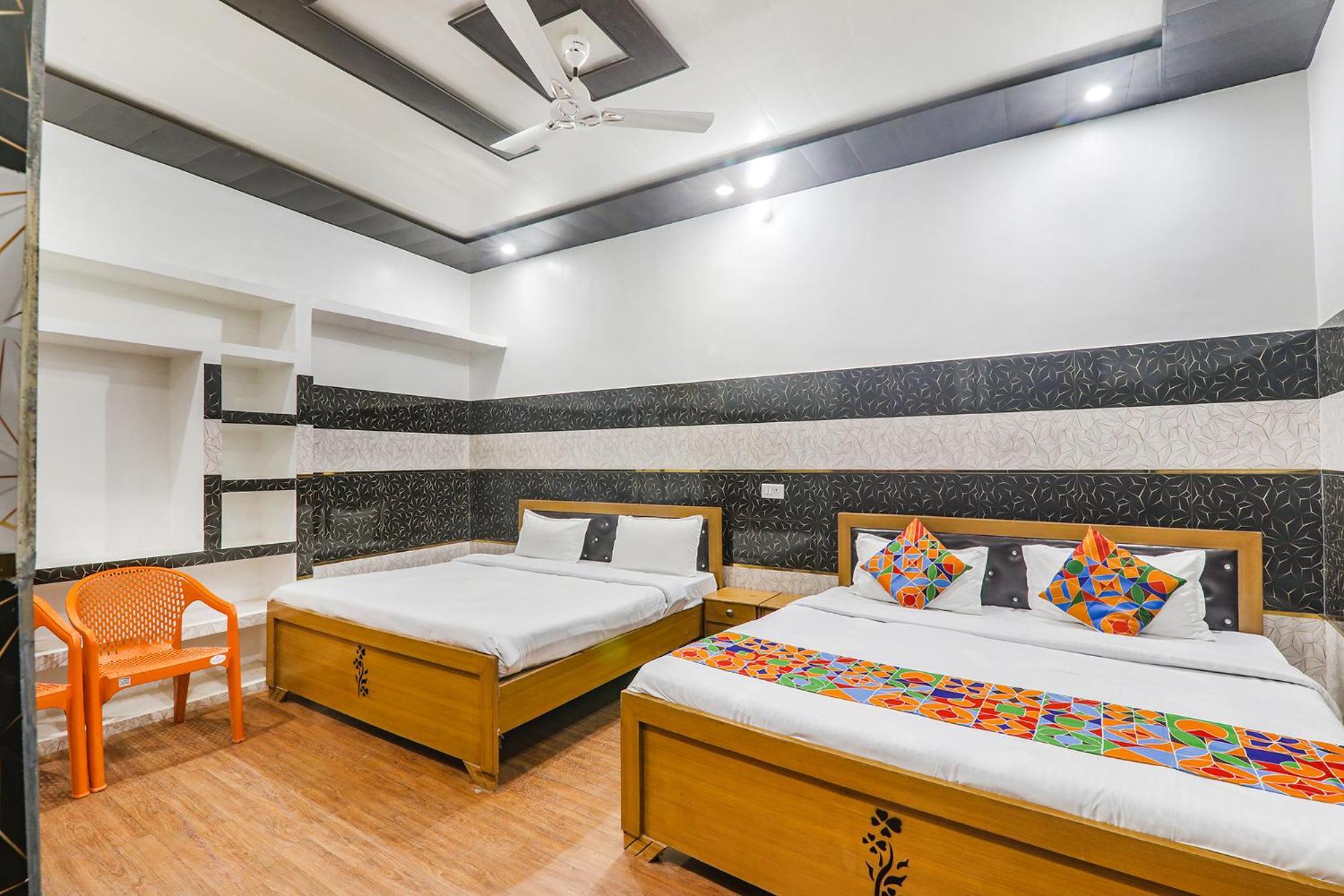 Fabexpress Milan Palace Ayodhya Экстерьер фото